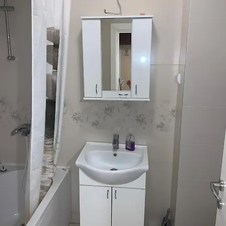 Apartment In Luxury A Block *