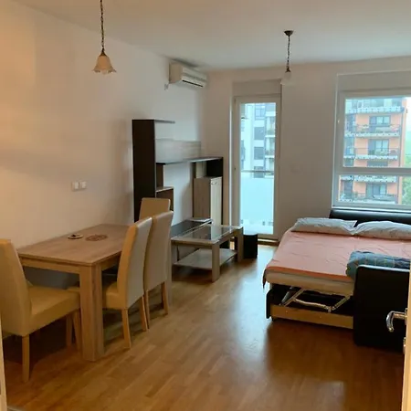In Luxury A Block Appartamento Belgrado